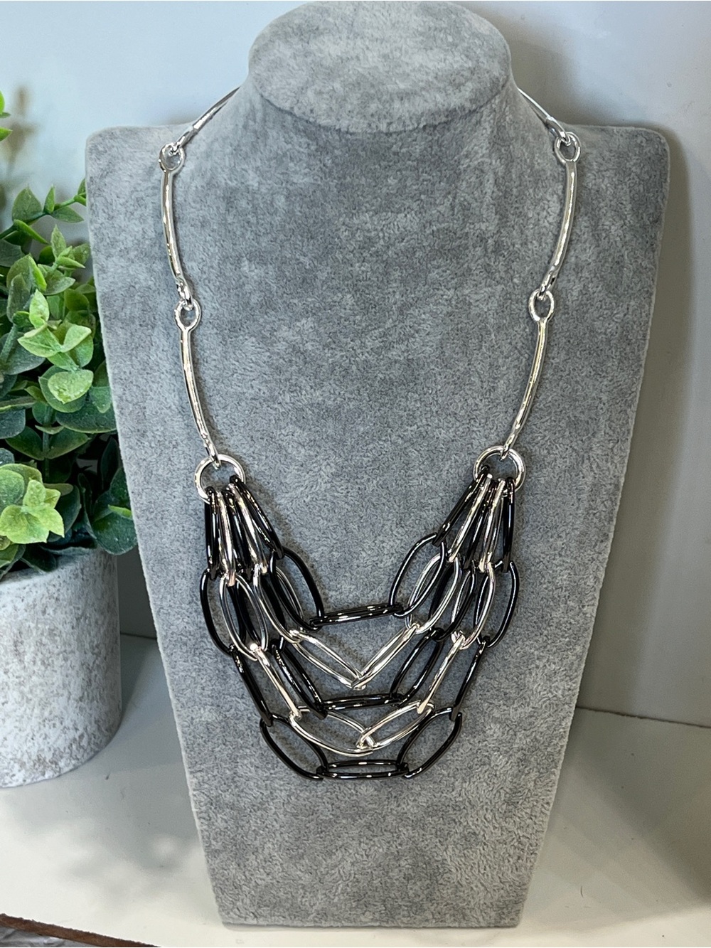 Premier Designs Two-Tone Statement Necklace in Silver and Black